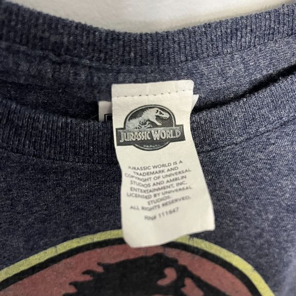 Jurassic Park T-Shirt Adult Medium Dinosaur World Movie Logo Graphic Casual VGC - Picture 4 of 8